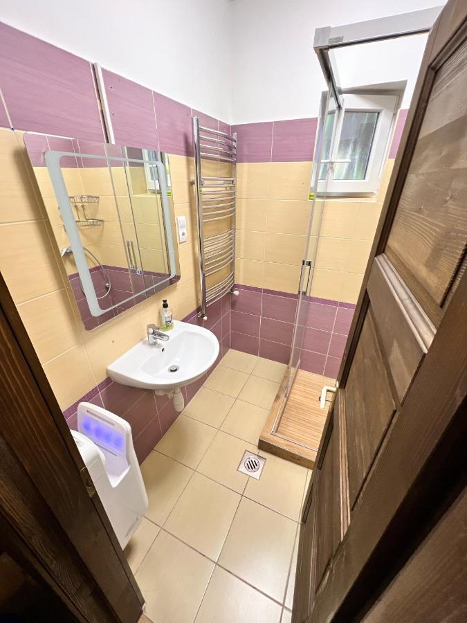 Fehér galamb apartman Gyál Esterno foto