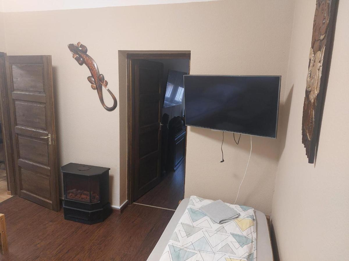 Fehér galamb apartman Gyál Esterno foto